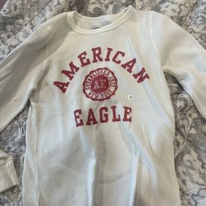 medium american eagle long sleeve